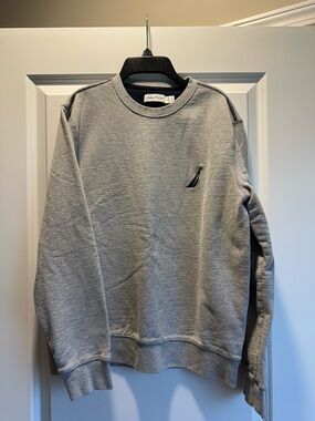 Men’s small Nautica crewneck sweatshirt